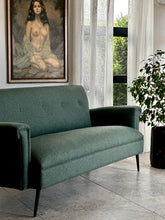 Load image into Gallery viewer, Vintage Style Classic Couch