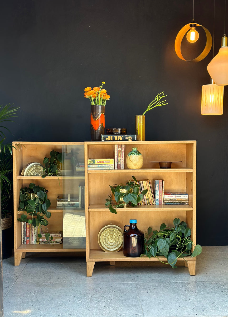 Solid Oak Bookshelf – RE-TREND