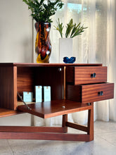 Load image into Gallery viewer, Vintage 60’s Angular Dresser & Stool