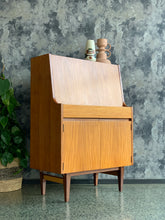Load image into Gallery viewer, Writing Bureau by Elliotts Of Newbury