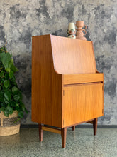 Load image into Gallery viewer, Writing Bureau by Elliotts Of Newbury