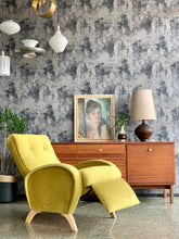 Load image into Gallery viewer, Mid-Century futuristic shape reclining chair