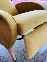 Load image into Gallery viewer, Mid-Century futuristic shape reclining chair