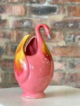 Load image into Gallery viewer, Flamingo Vase