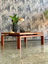 Load image into Gallery viewer, Mid-century 'Kallenbach' coffee table