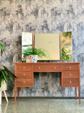 Load image into Gallery viewer, Mid-Century dresser
