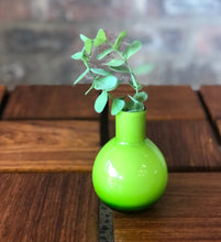 Load image into Gallery viewer, Retro green balloon vase