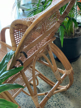 Load image into Gallery viewer, Rattan Lounger