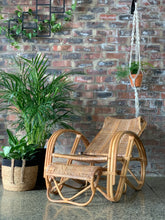 Load image into Gallery viewer, Rattan Lounger