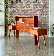 Load image into Gallery viewer, Retro Double Bed Headboard