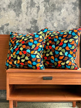 Load image into Gallery viewer, Tweetie Bird Scatter Cushions