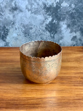 Load image into Gallery viewer, Vintage Brass Planters