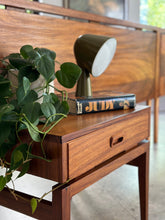 Load image into Gallery viewer, A pair of Binic Lamps by Foscarini