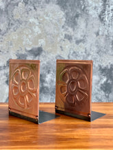 Load image into Gallery viewer, Vintage Copper Bookends