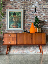 Load image into Gallery viewer, Retro Sideboard