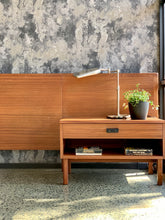 Load image into Gallery viewer, DS Vorster Headboard