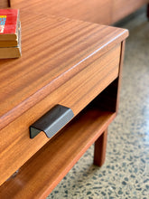 Load image into Gallery viewer, DS Vorster Headboard