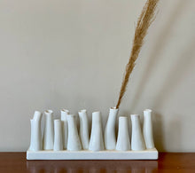 Load image into Gallery viewer, Torre & Tagus Style Multi-Tube Vase