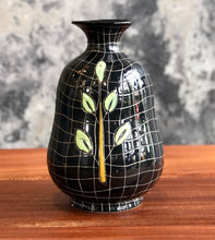 Load image into Gallery viewer, Ceramic Italian vase
