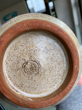 Load image into Gallery viewer, Vintage pottery vase