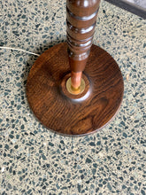 Load image into Gallery viewer, Vintage Floor Lamp