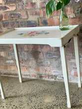 Load image into Gallery viewer, Retro Folding Tray Table