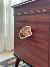 Load image into Gallery viewer, Vintage Kist by Aristo Craft