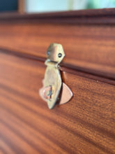 Load image into Gallery viewer, Vintage Kist by Aristo Craft