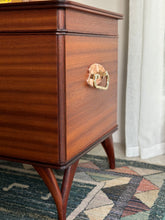 Load image into Gallery viewer, Vintage Kist by Aristo Craft
