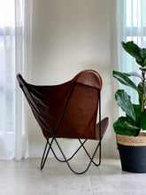 Load image into Gallery viewer, Vintage Butterfly Chair