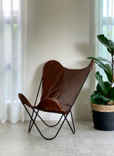 Load image into Gallery viewer, Vintage Butterfly Chair