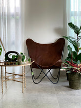 Load image into Gallery viewer, Vintage Butterfly Chair