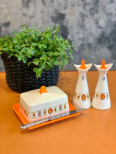 Load image into Gallery viewer, 3 Piece Retro Porcelain Condiment Set