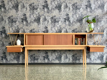 Load image into Gallery viewer, ret-trend retro headboard