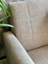 Load image into Gallery viewer, Retro two-seater couch