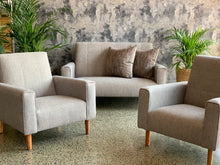 Load image into Gallery viewer, Retro two-seater couch