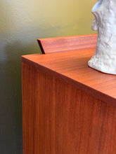 Load image into Gallery viewer, Chest of drawers