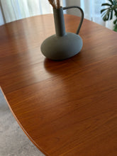 Load image into Gallery viewer, G-Plan Extendable Dining Table