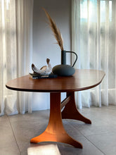 Load image into Gallery viewer, G-Plan Extendable Dining Table