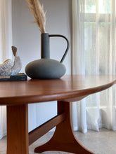 Load image into Gallery viewer, G-Plan Extendable Dining Table