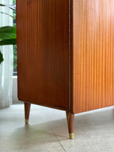 Load image into Gallery viewer, Retro Wardrobe