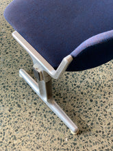 Load image into Gallery viewer, Vintage Italian Piretti for Anonima Castelli Bench