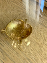Load image into Gallery viewer, Retro Brass Ashtray