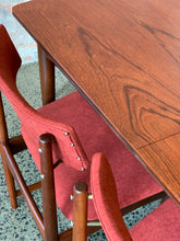 Load image into Gallery viewer, Mid-Century Frystark Dining Set