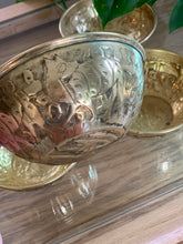 Load image into Gallery viewer, Vintage Set Of Brass Bowls