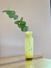 Load image into Gallery viewer, Retro Yellow Vase