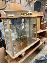 Load image into Gallery viewer, Retro display / drinks cabinet