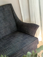 Load image into Gallery viewer, Mid-Century Parker Knoll Couch
