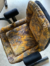 Load image into Gallery viewer, Tubular Modernist, 7 Piece Dining set