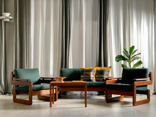 Load image into Gallery viewer, Grafton Everest Couch